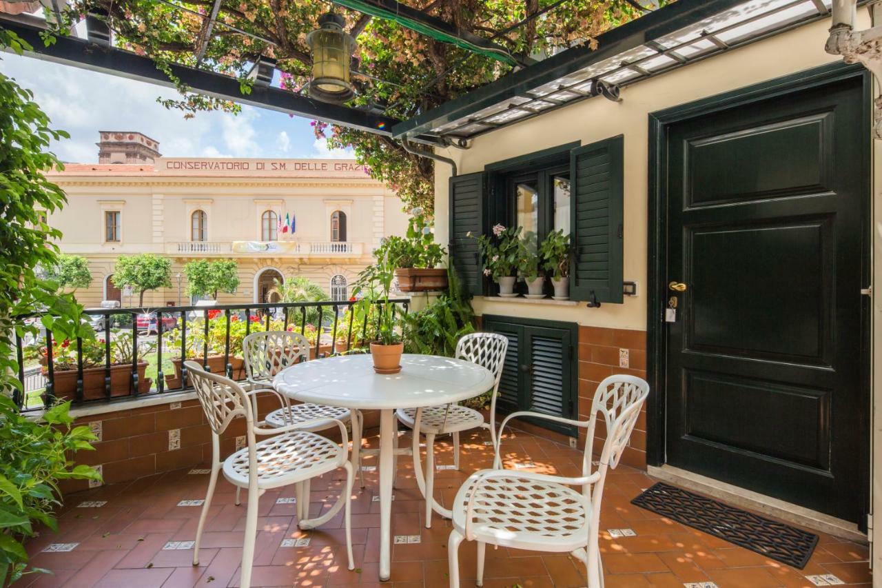 Villa Elisa Holiday Home Sorrento Exterior foto